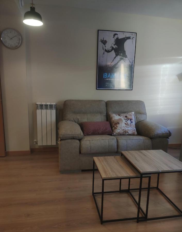 Apartamento A Estrenar En Villanua Luaran gambar