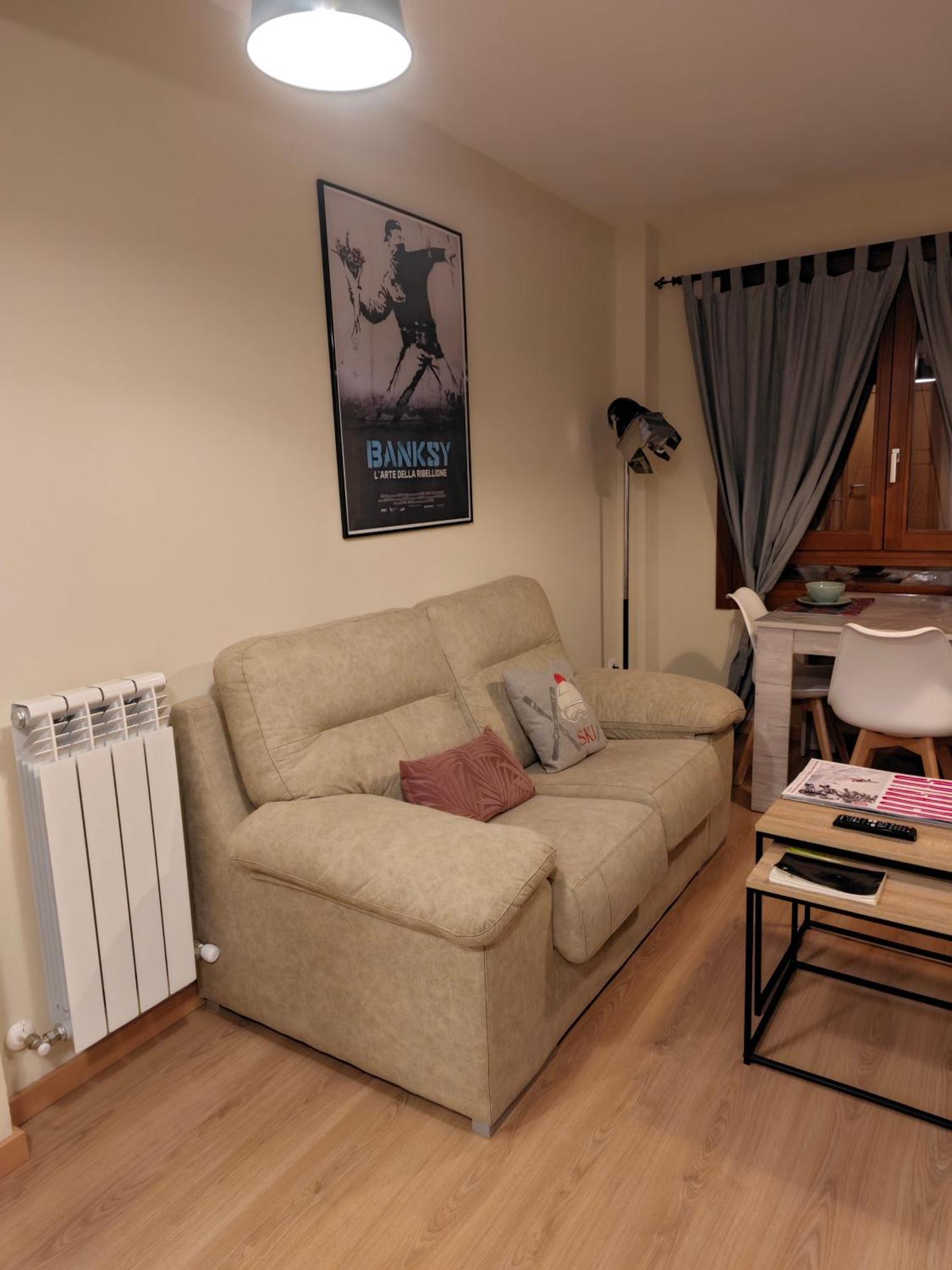 Apartamento A Estrenar En Villanua Luaran gambar